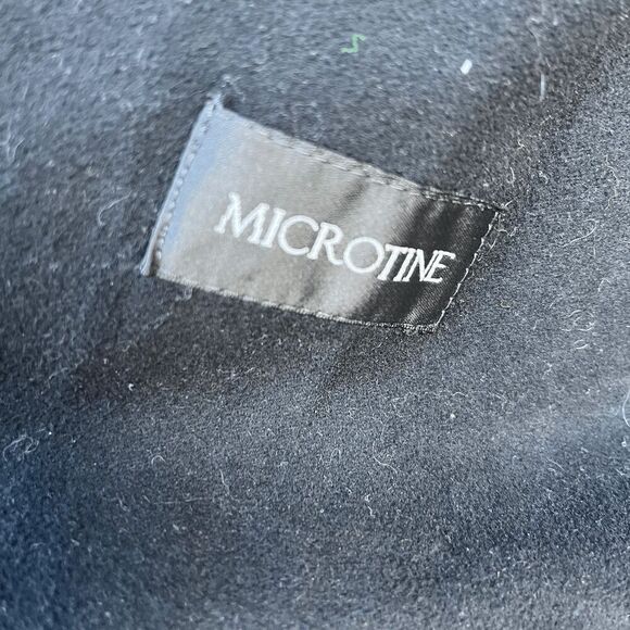 Timeless Bugatti Microtine Overcoat with Burgundy Lining - Elegant and Versatile - Picture 5 of 7